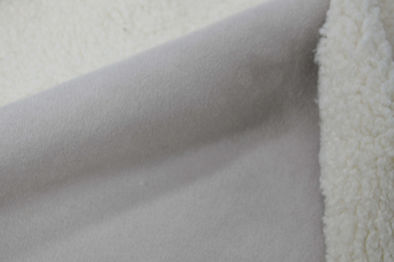 755 g/m2 FUTRO: FUTRO: SHERPA PU: Tkanina klejona SOLID SUEDE