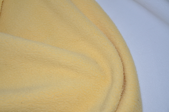 300 g/m2 100% poliester 150 cm CW lub regulowany polar