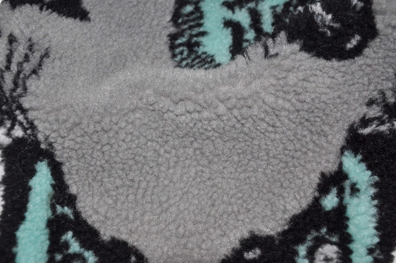 100% poliester 150 cm CW lub regulowana tkanina Faux Sherpa o gramaturze 400 g / m2