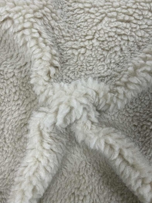 100% poliestrowy szarpa 150 cm CW lub regulowany 500 gm